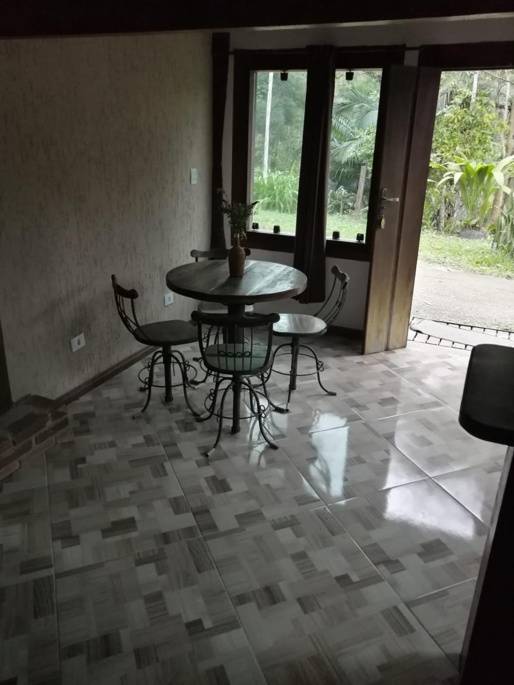 Pouso Bom Retiro Hotel Парати Екстериор снимка